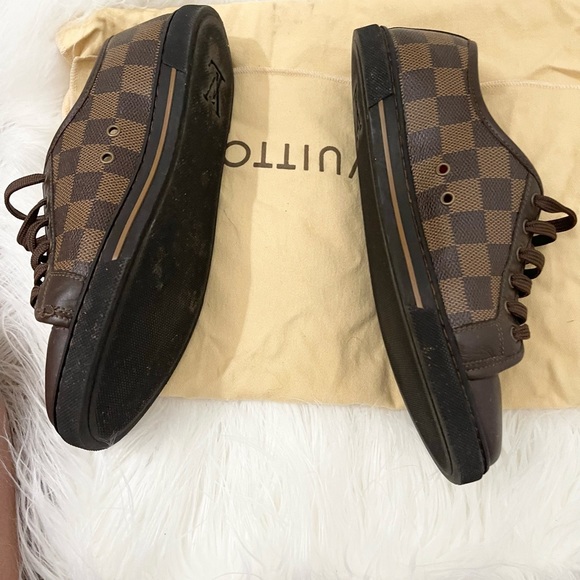 Authentic LV shoes - Picture 2 of 7